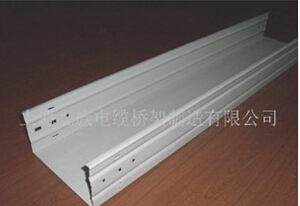 鋁合金槽式橋（qiáo）架（jià）