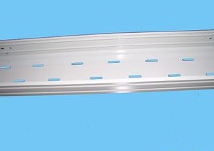 鋼製托盤式橋架所具有的點（diǎn）